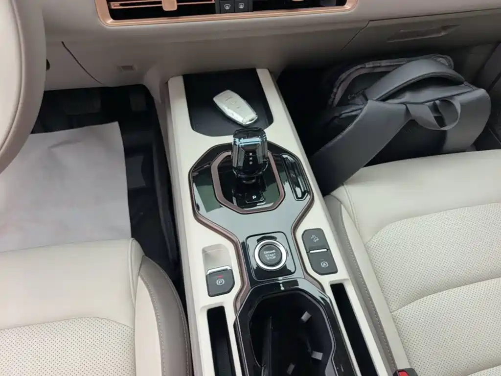 Geely Icon — фото 14