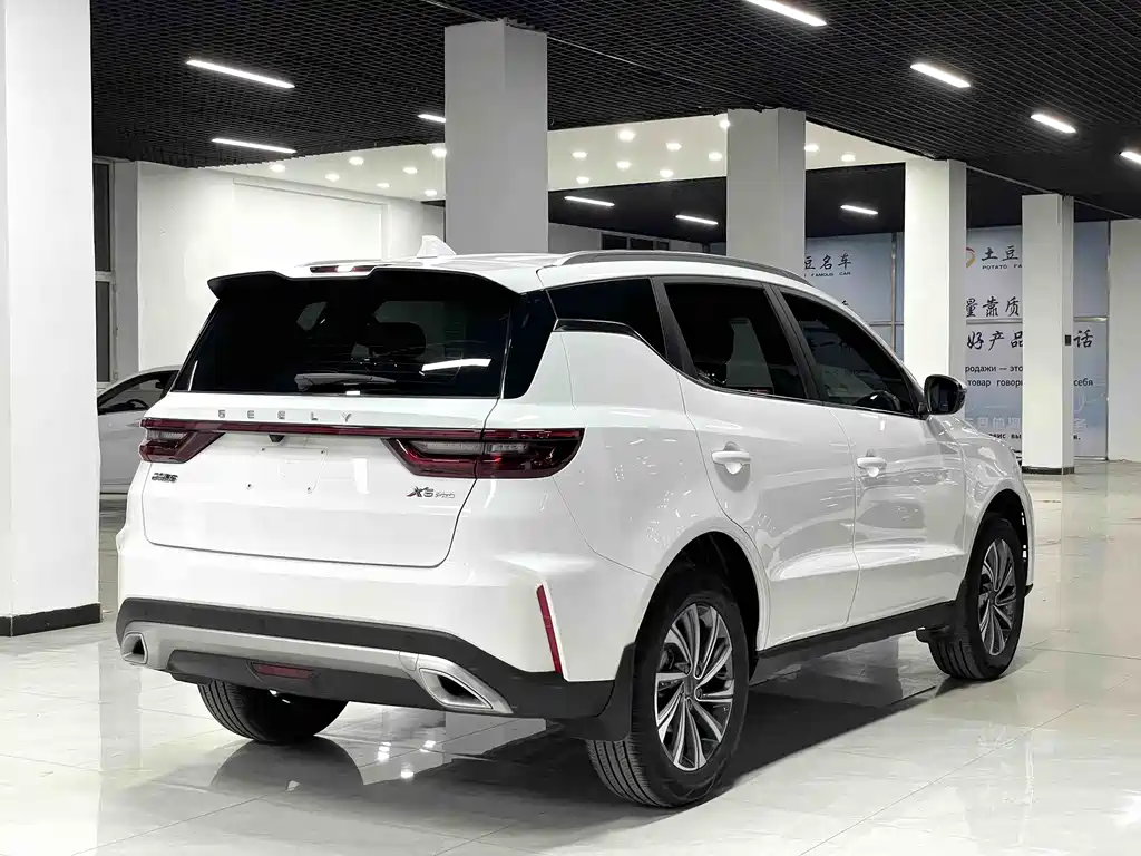 Geely Vision X6 — фото 4