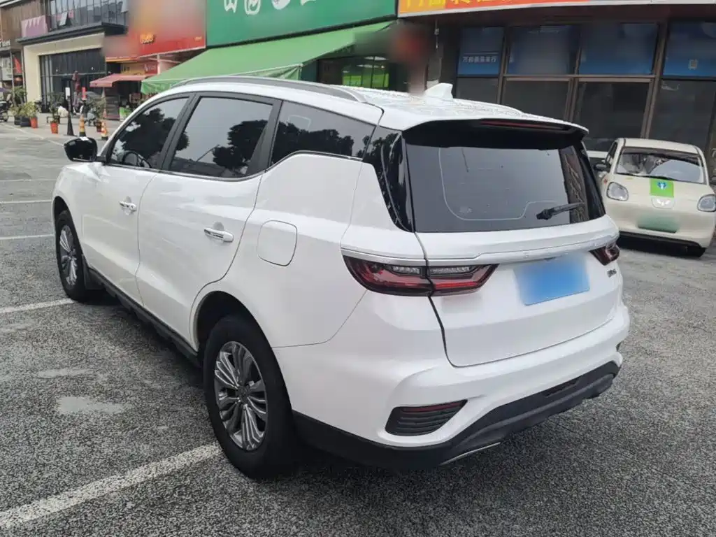 Geely Vision X6 — фото 5