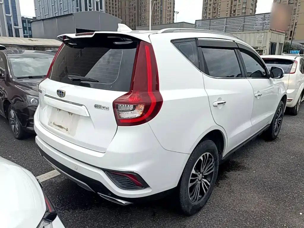 Geely Vision X6 — фото 7