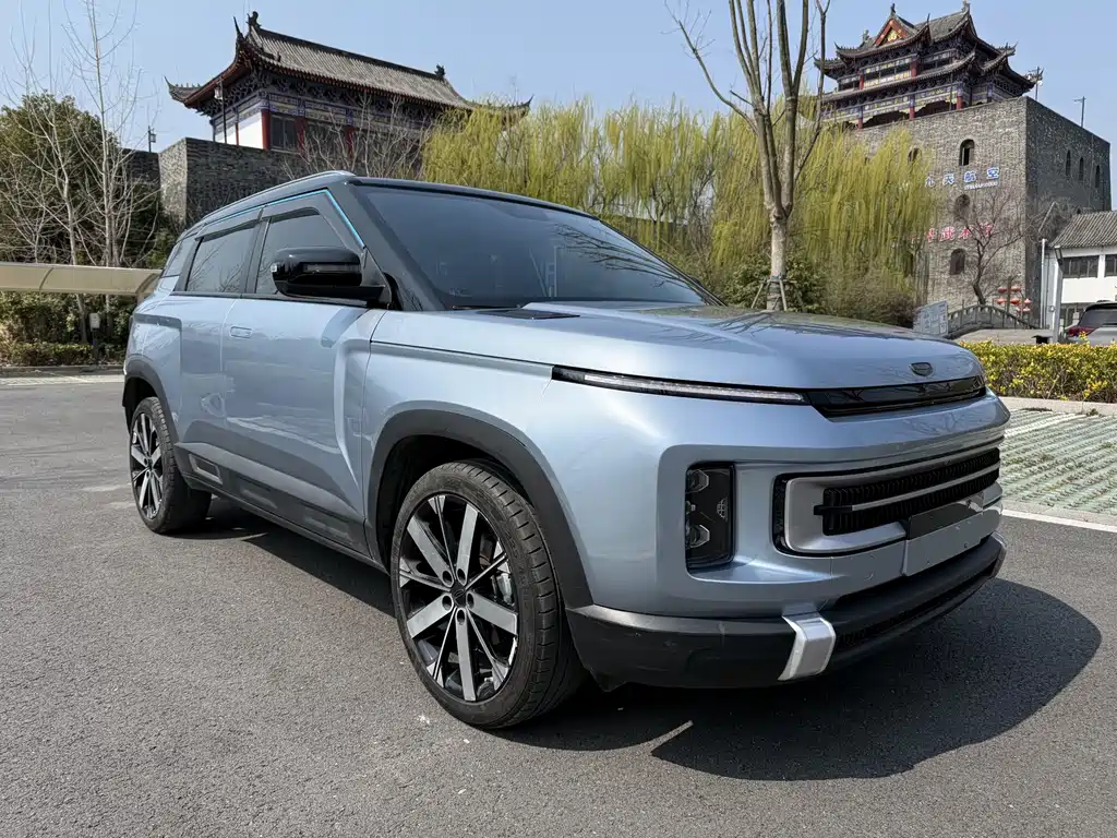Geely Icon — фото 3
