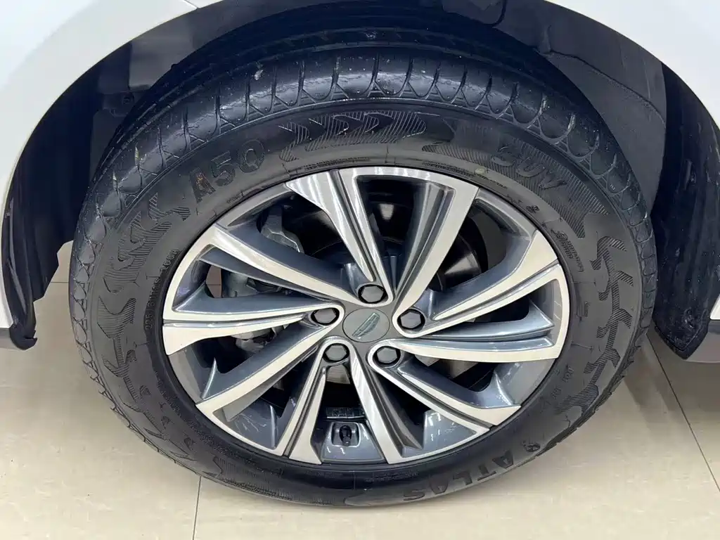 Geely Vision X6 — фото 23