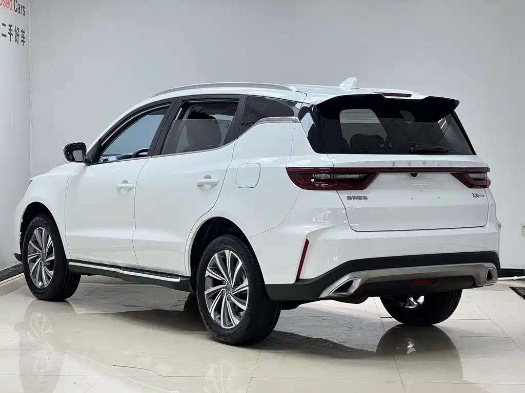 Geely Vision X6 — фото 6