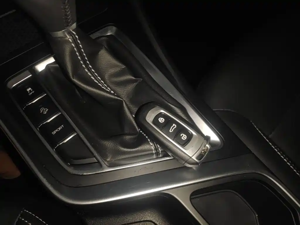 Geely Vision X3 — фото 9