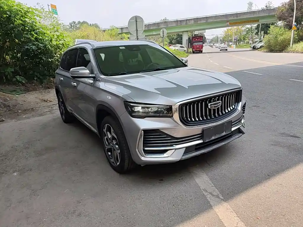 Geely Xingyue L — фото 4