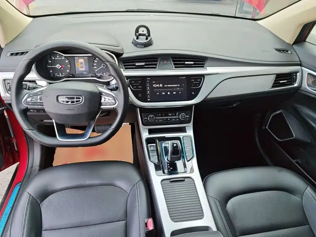 Geely Emgrand GS — фото 10