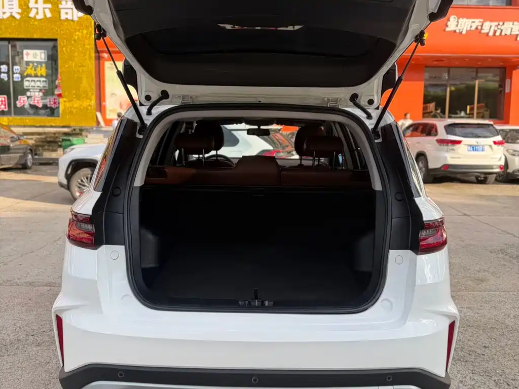 Geely Vision X6 — фото 14
