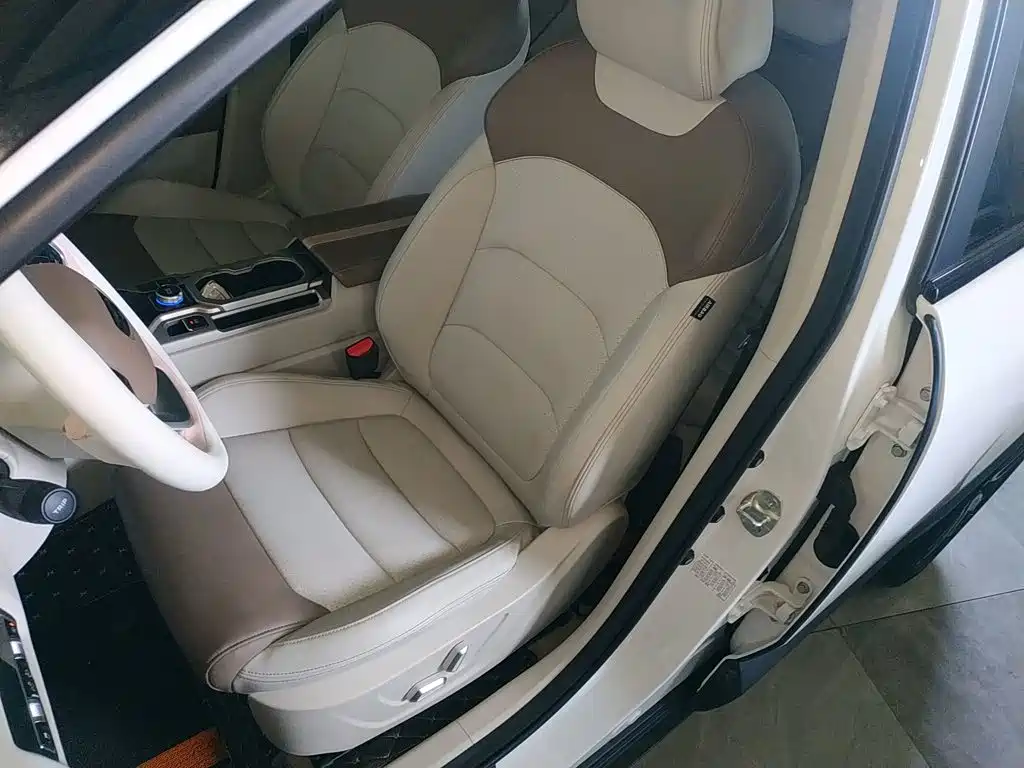 Geely Icon — фото 11