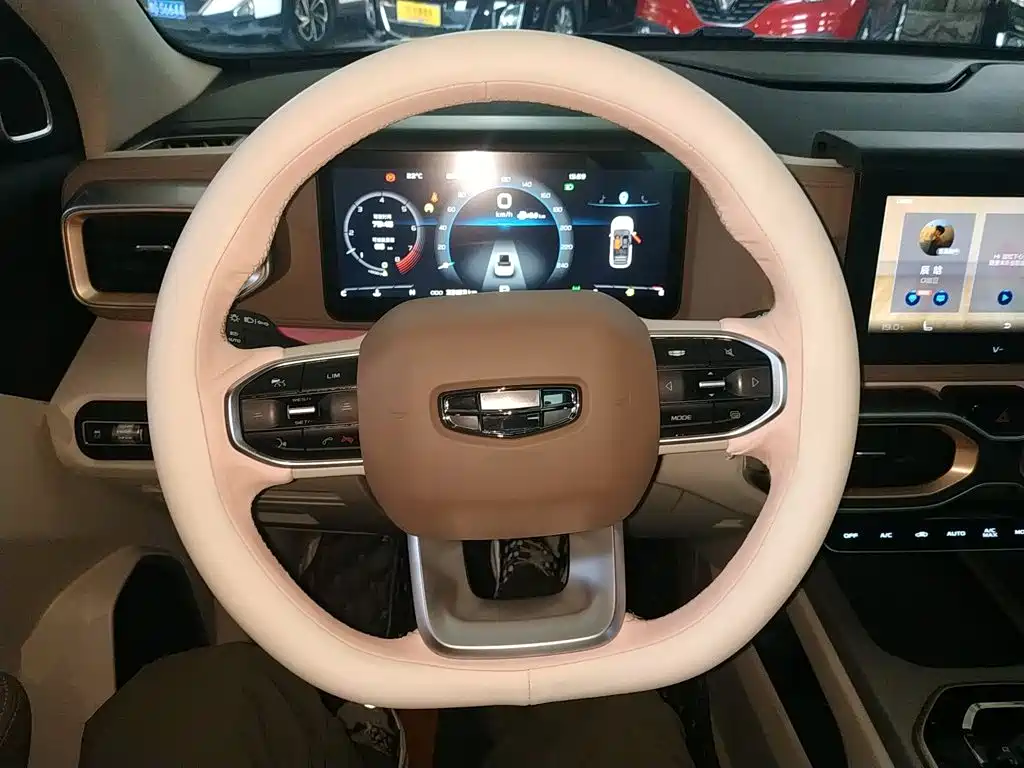 Geely Icon — фото 7