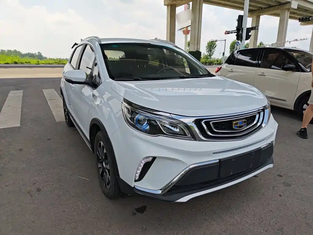 Geely Vision X3 — фото 4