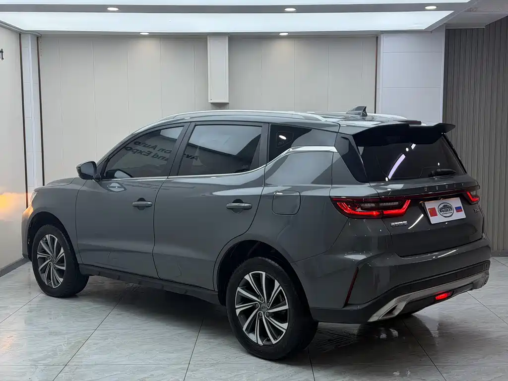 Geely Vision X6 — фото 6