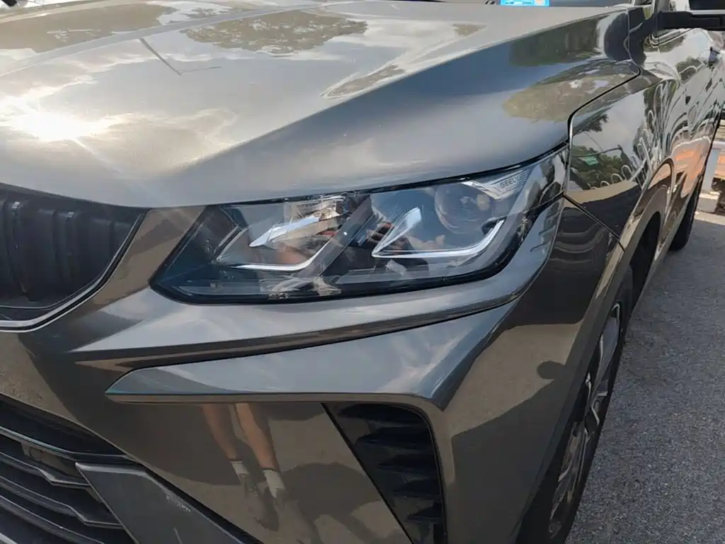 Geely Binyue — фото 24