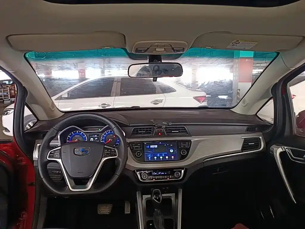 Geely Vision X3 — фото 10