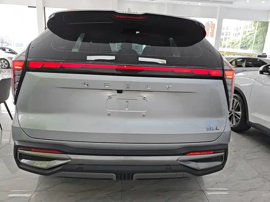 Geely Boyue L — фото 6