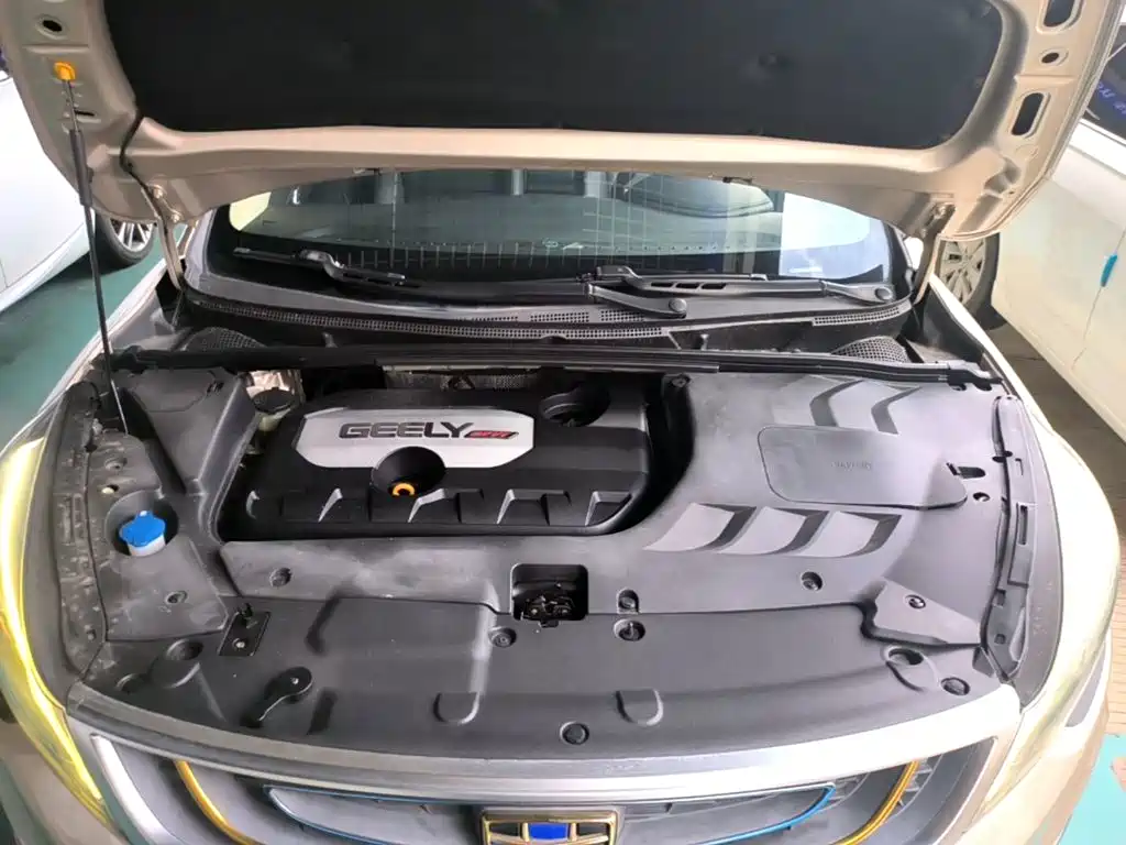 Geely Emgrand GS — фото 20