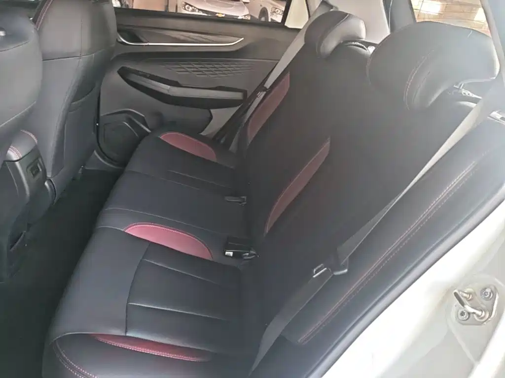 Geely Vision X3 — фото 17