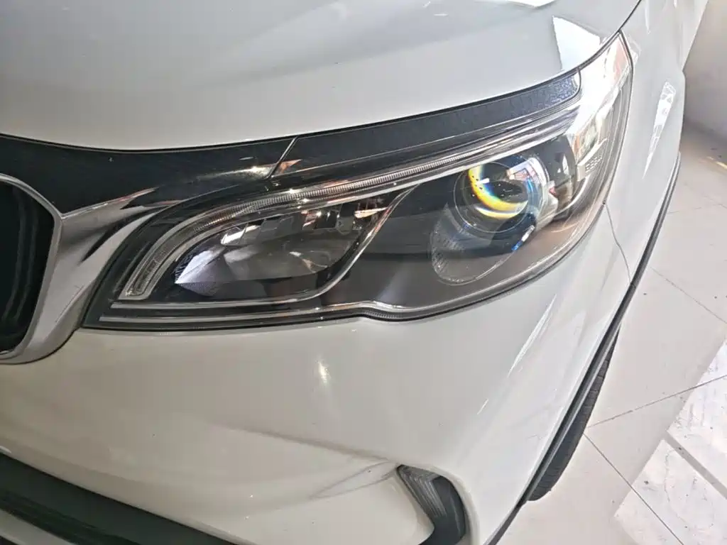 Geely Vision X3 — фото 24