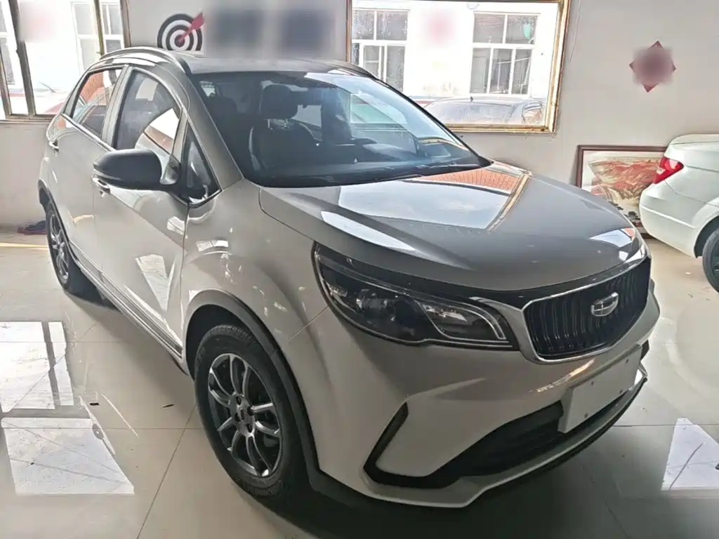 Geely Vision X3 — фото 4