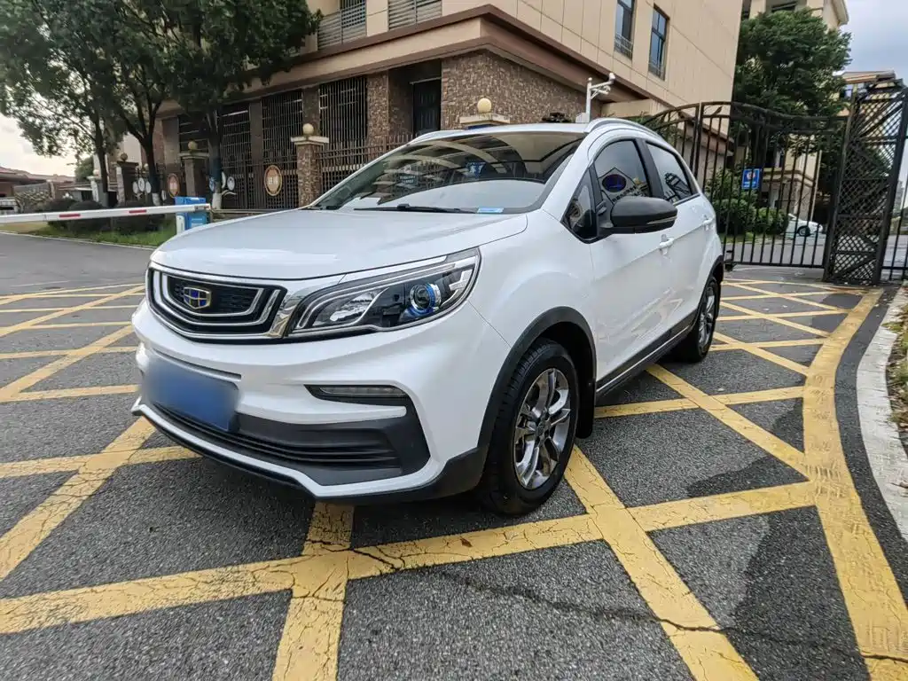 Geely Vision X3 — фото 2