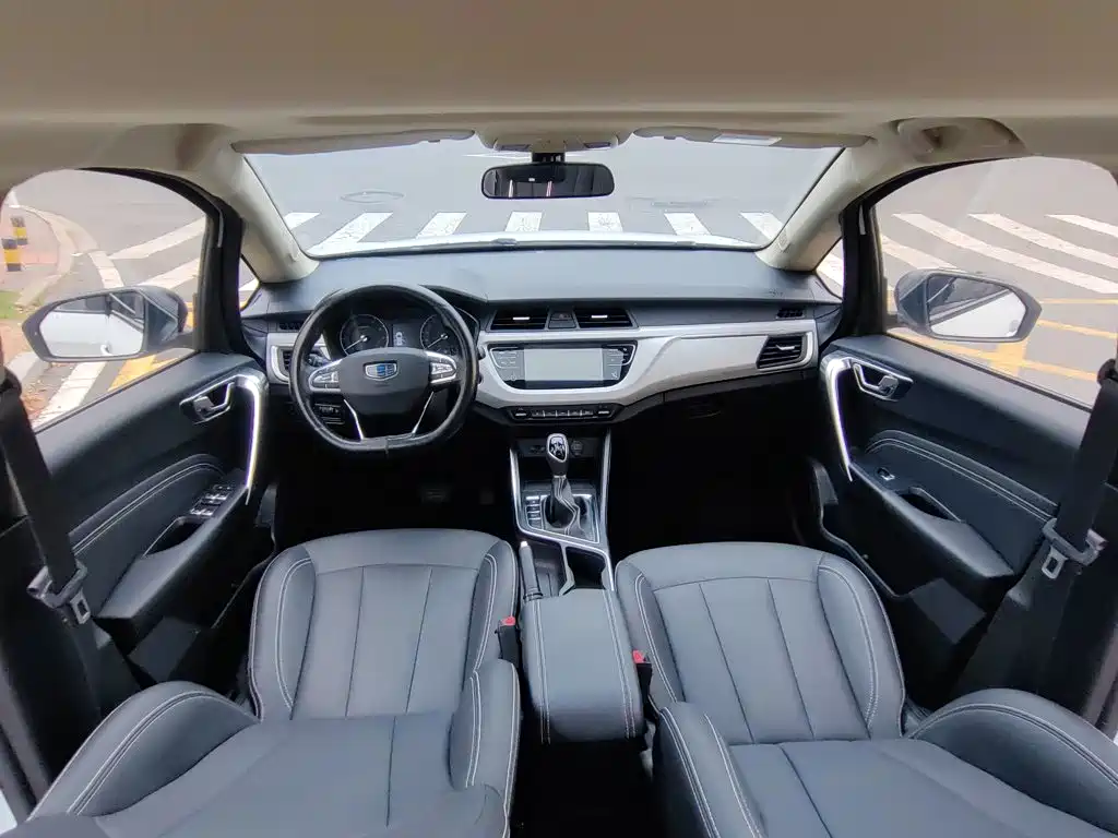 Geely Vision X3 — фото 13