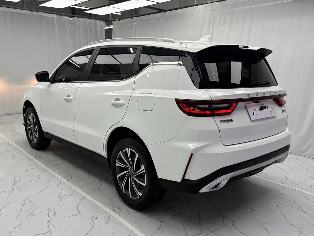 Geely Vision X6 — фото 4