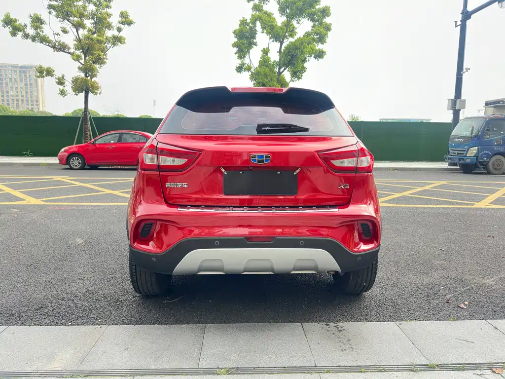 Geely Vision X3 — фото 6