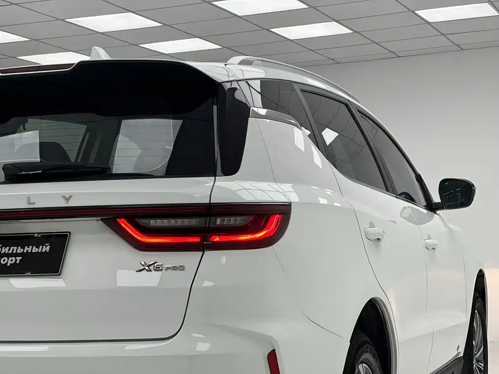 Geely Vision X6 — фото 9
