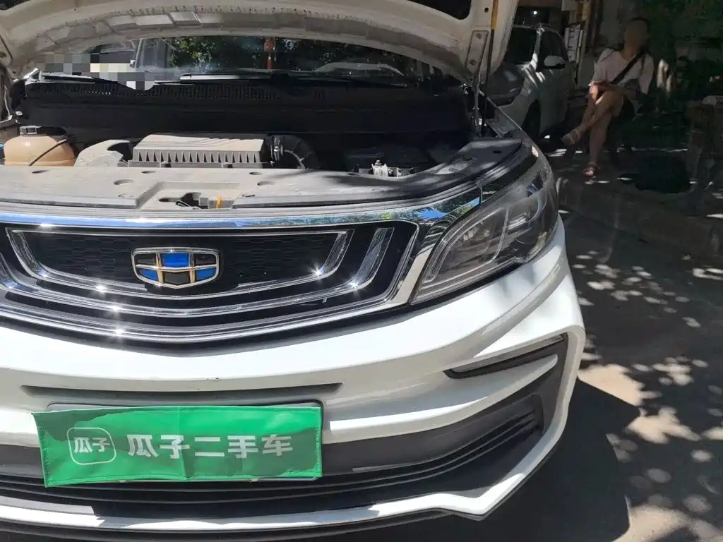 Geely Vision X3 — фото 22