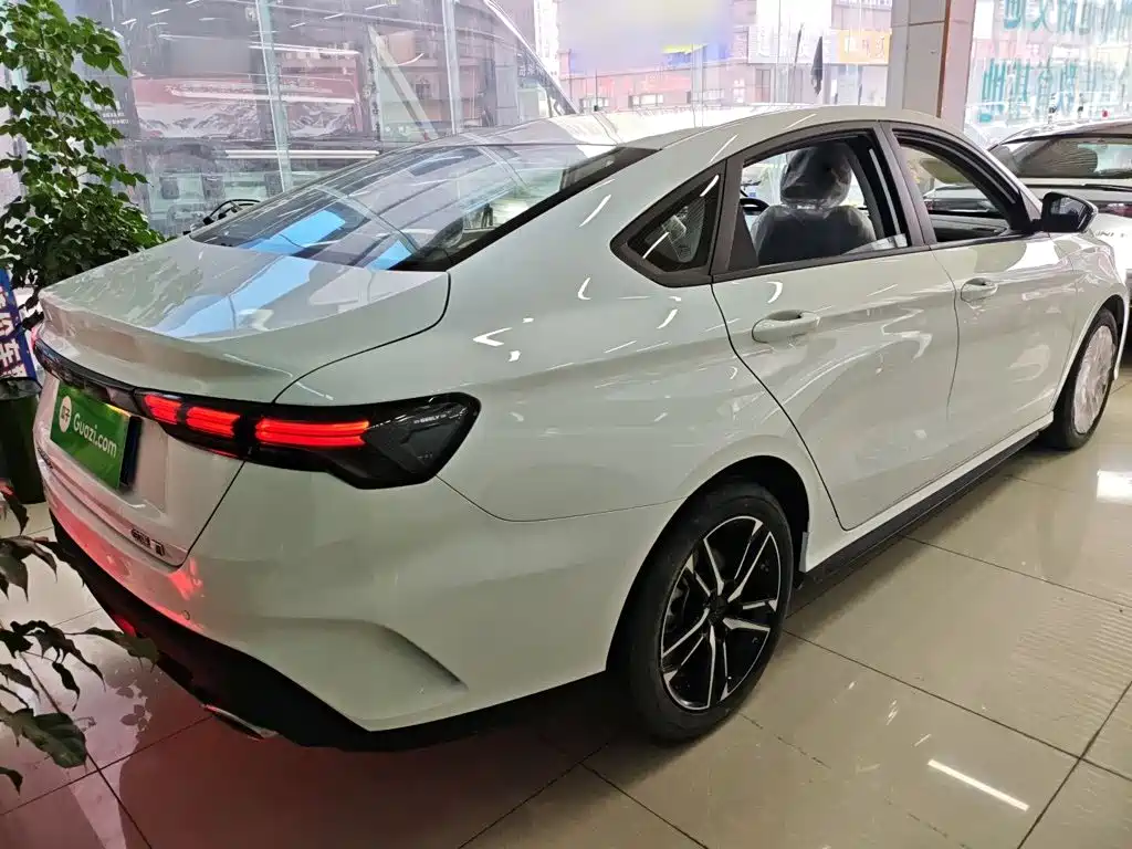 Geely Binrui — фото 7