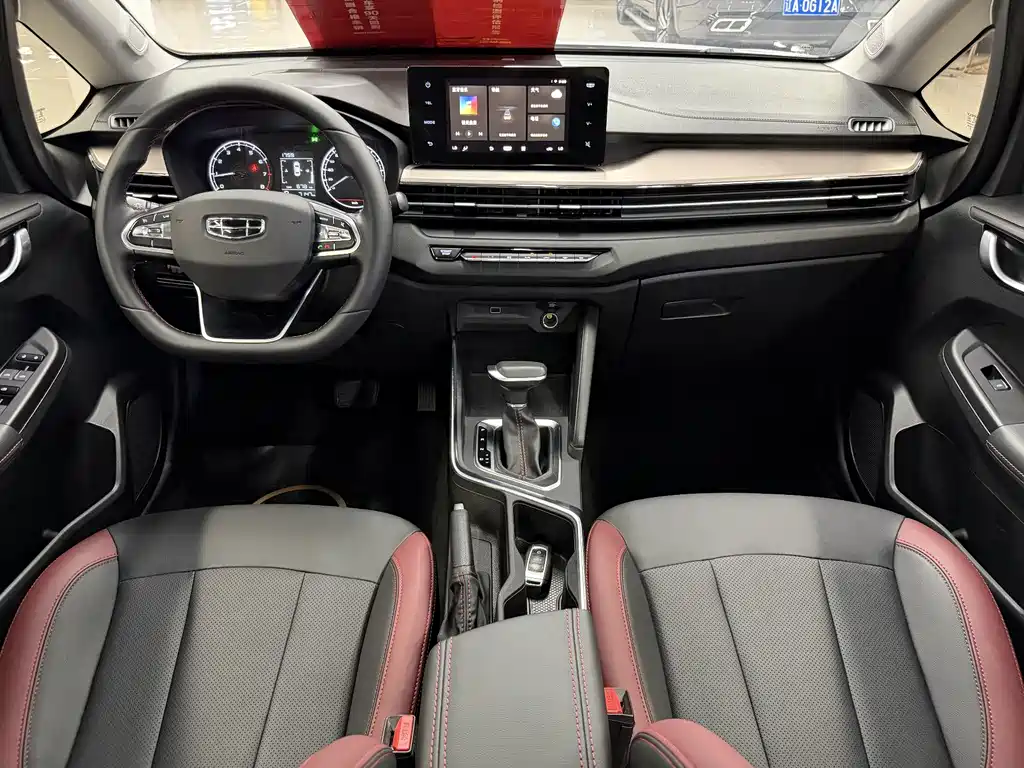 Geely Vision X3 — фото 13