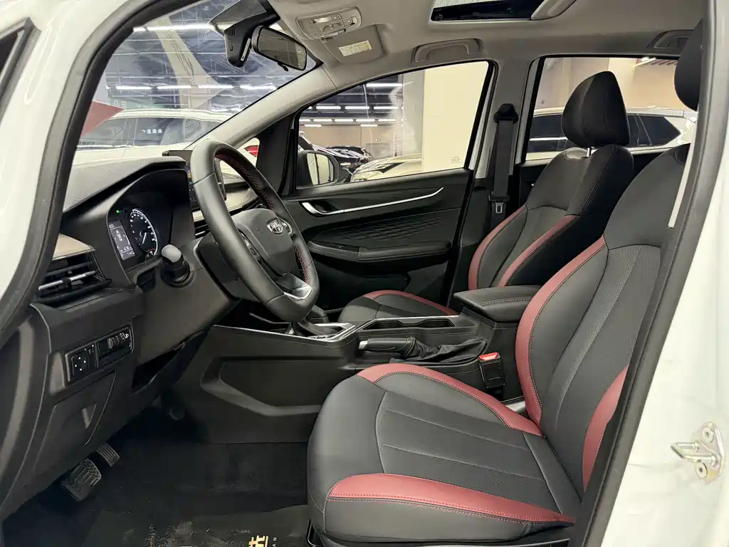 Geely Vision X3 — фото 17