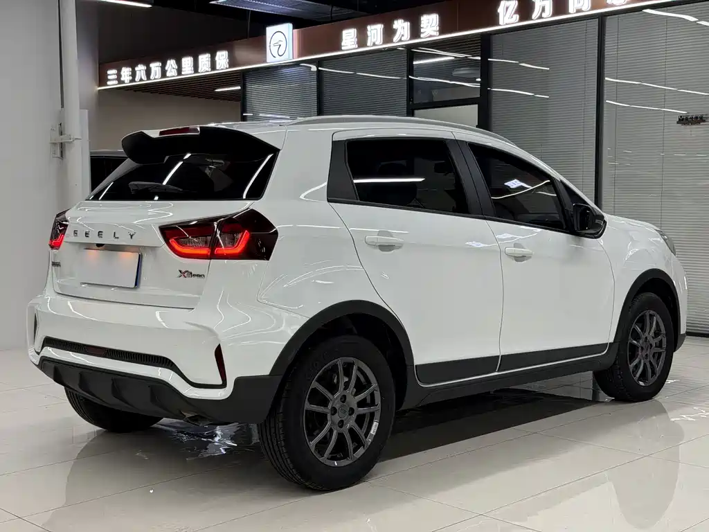 Geely Vision X3 — фото 21