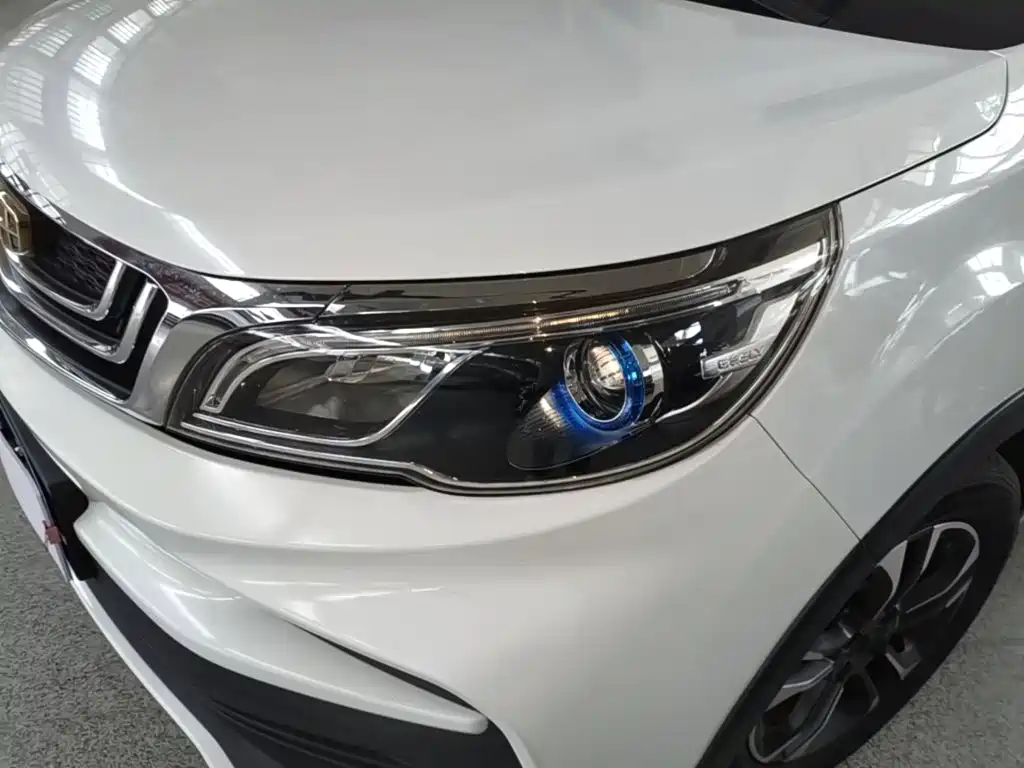 Geely Vision X3 — фото 24