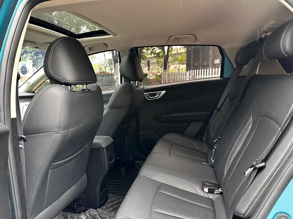 Geely Vision X3 — фото 9