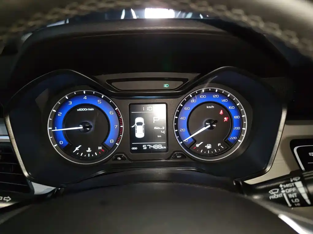 Geely Vision X3 — фото 4