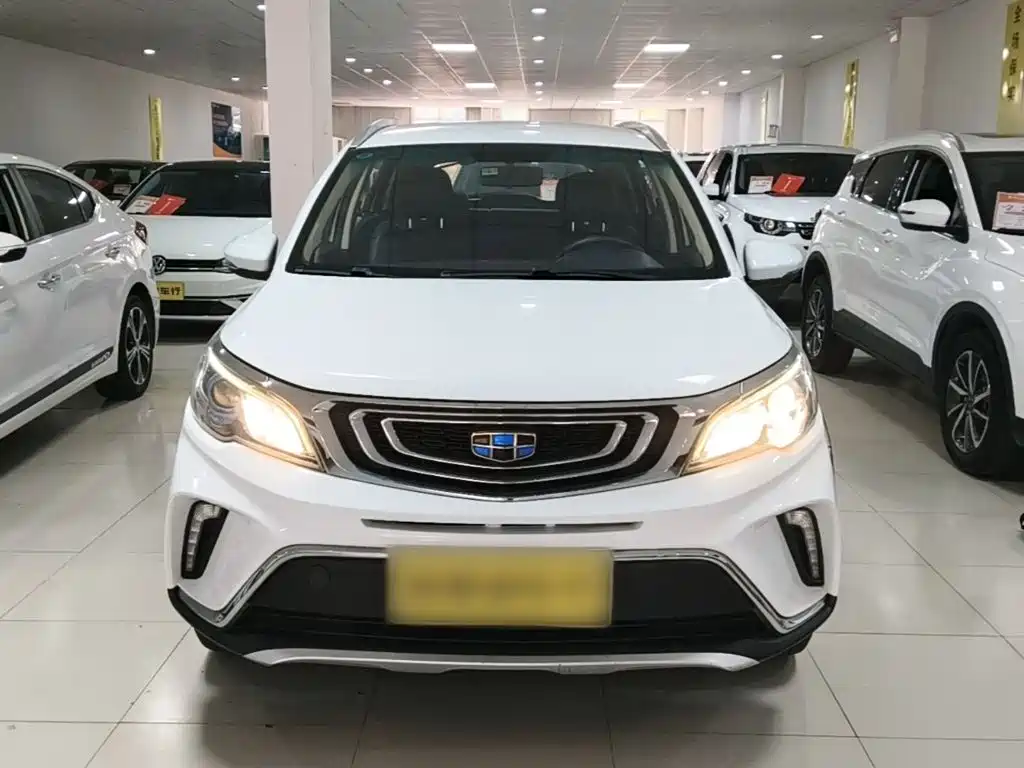 Geely Vision X3 — фото 3