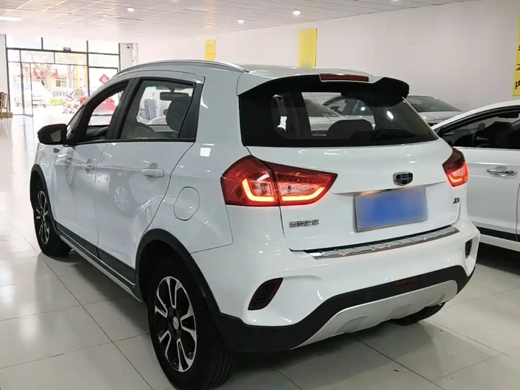 Geely Vision X3 — фото 23