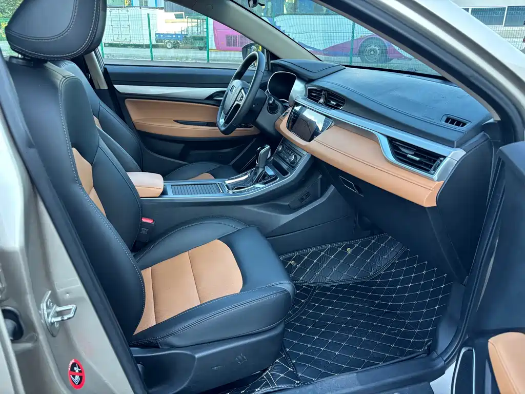 Geely Vision S1 — фото 15