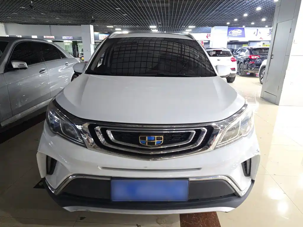 Geely Vision X3 — фото 23