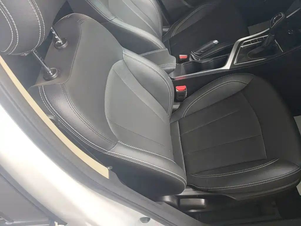 Geely Vision X3 — фото 25