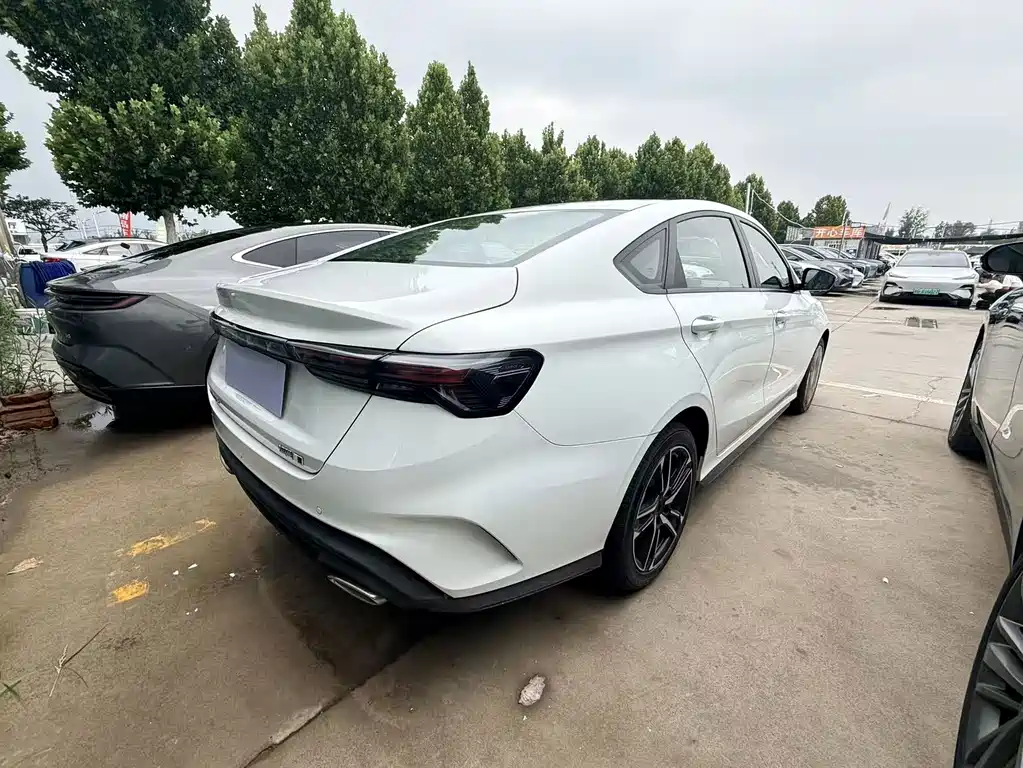 Geely Binrui — фото 8