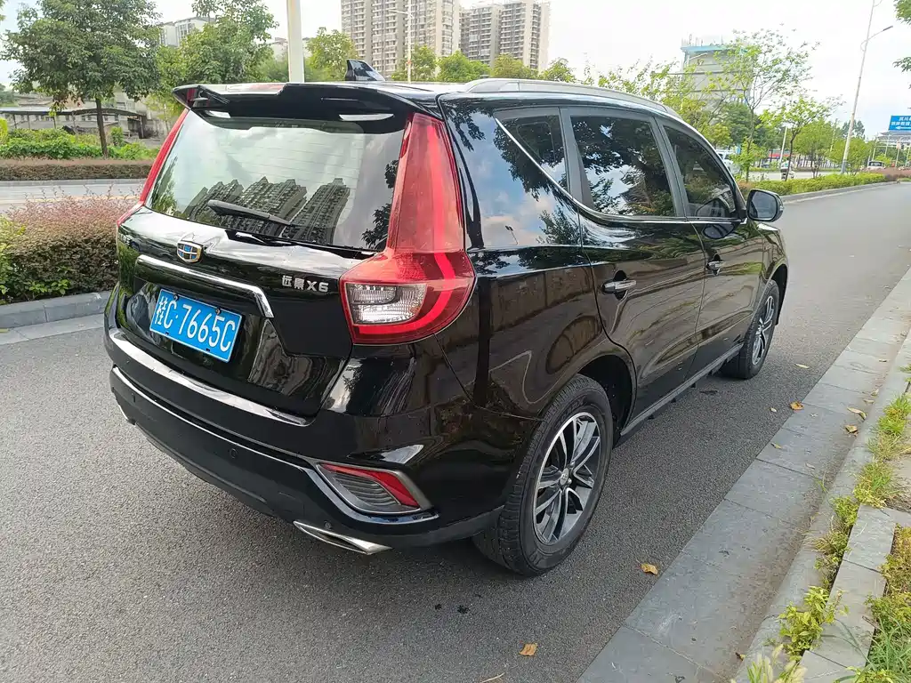 Geely Vision X6 — фото 4