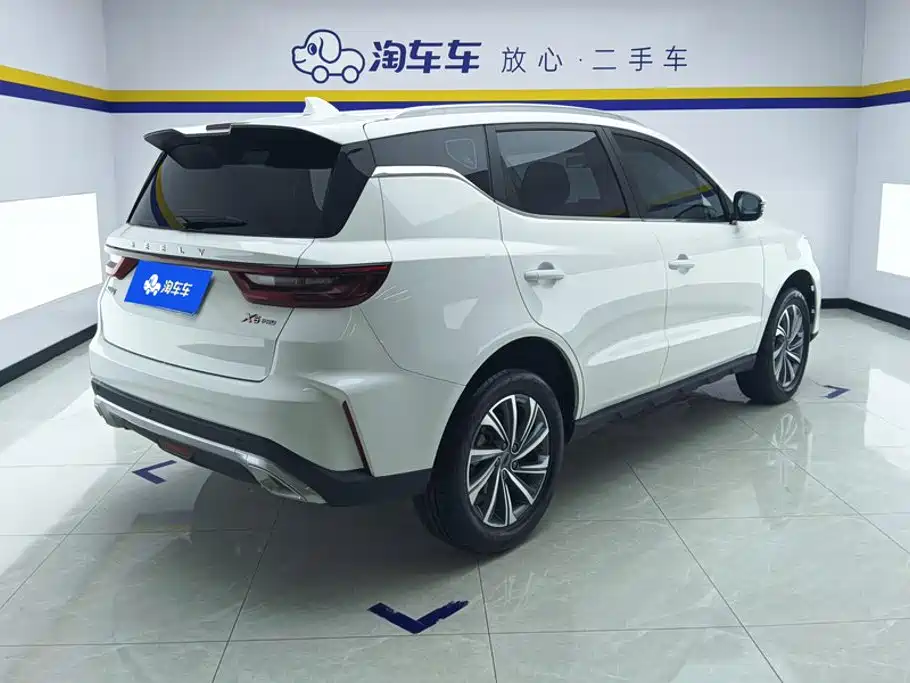 Geely Vision X6 — фото 3