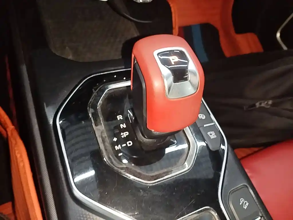 Geely Icon — фото 14
