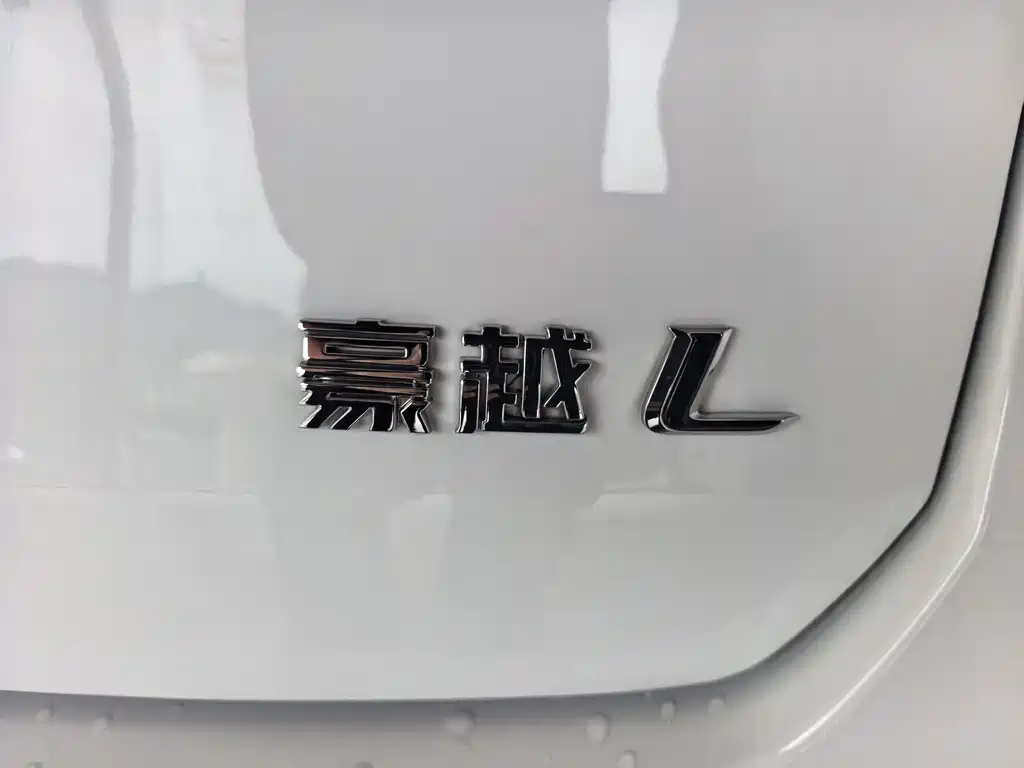 Geely Haoyue L — фото 3