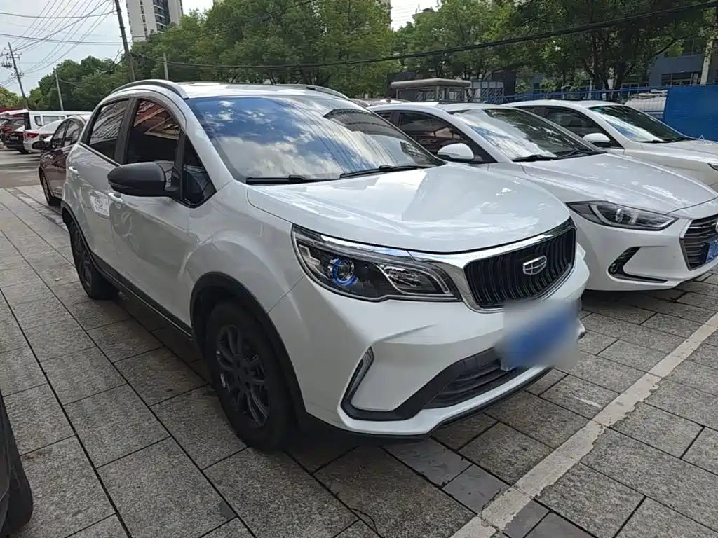 Geely Vision X3 — фото 4