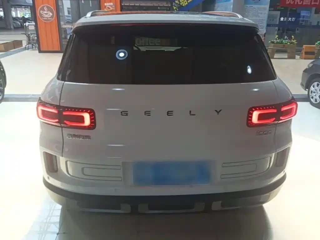Geely Icon — фото 6