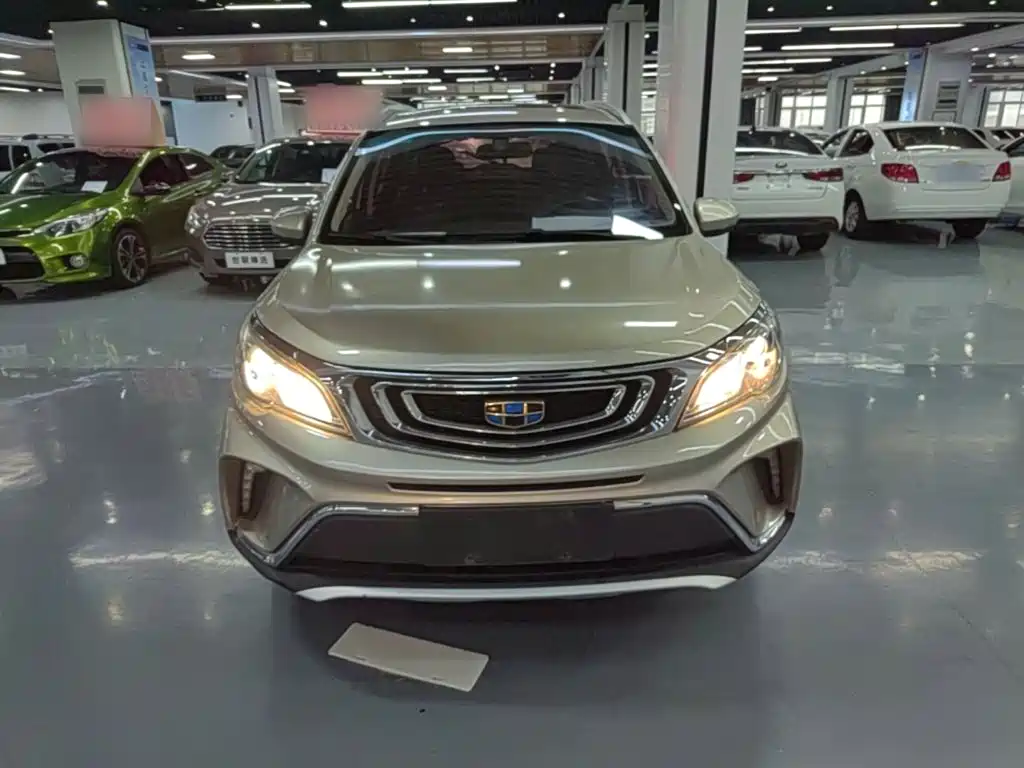 Geely Vision X3 — фото 3