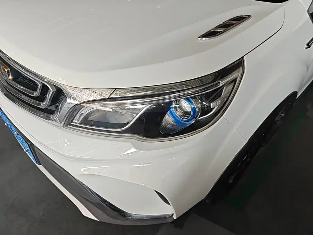 Geely Vision X3 — фото 24