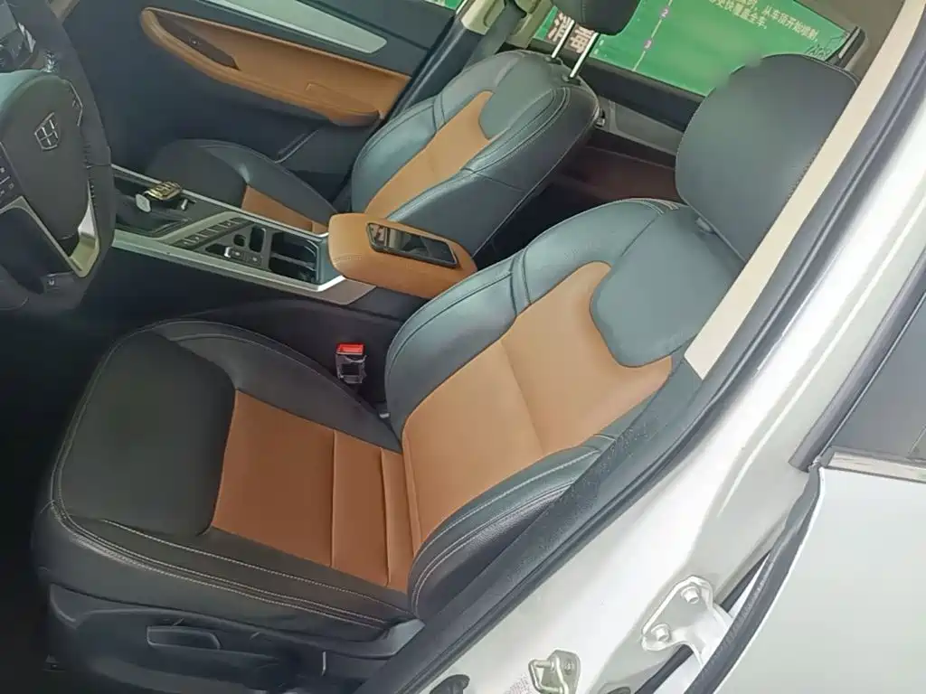 Geely Vision X6 — фото 15